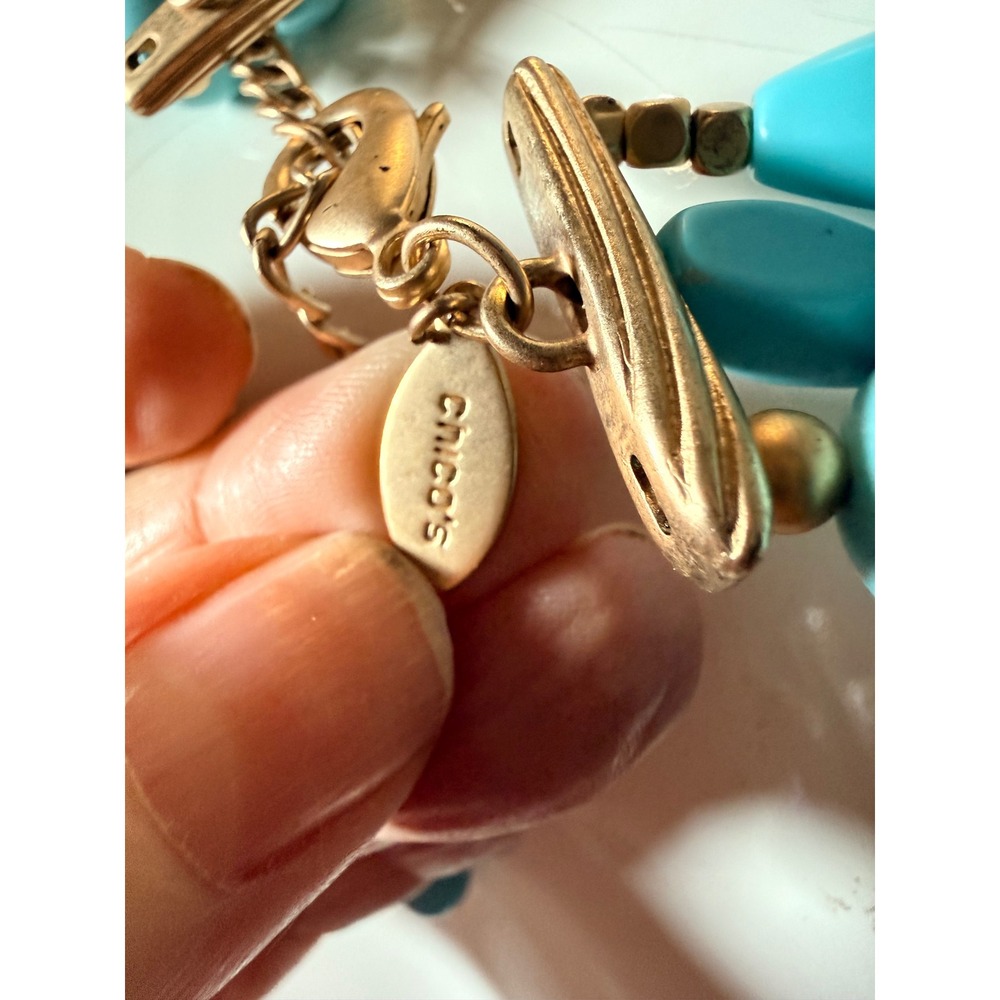 Chico's faux Turquoise Blue Beaded Triple Strand Teardrop Pendant Necklace gold - Picture 3 of 6